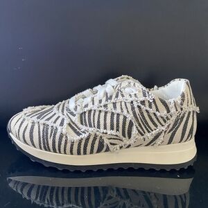 SEYCHELLES | Canvas Zebra Print Sneakers